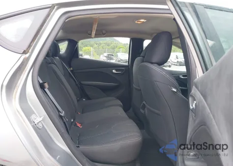 2016 Dodge Dart Sxt из США, поврежденный, VIN 1C3CDFBBXGD762102